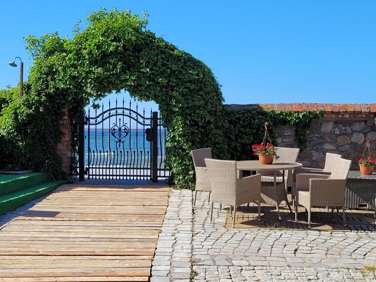 Dom Przy Plazy Bed & Breakfast Сърбиново Екстериор снимка